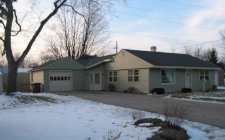 601 Cedar St, Mukwonago, WI 53149