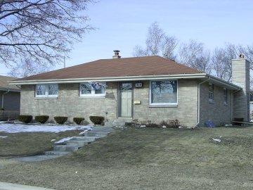 1818 Monroe, South Milwaukee, WI 53172