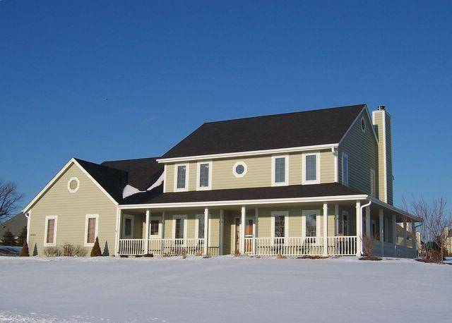 N29W26230 Homestead Rd, Pewaukee, WI 53072