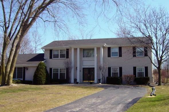 17405 W Lisa Ct., Brookfield, WI 53045