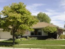 6490 S Crane Dr., Oak Creek, WI 53154