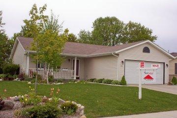 2711 Hidden Forest Pl., West Bend, WI 53090