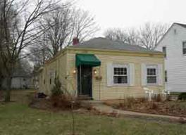 5148 N Hollywood, Whitefish Bay, WI 53217