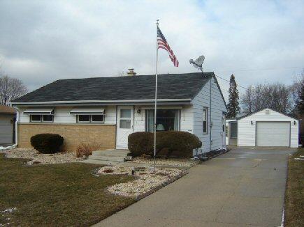 614 Clark Ave., South Milwaukee, WI 53172