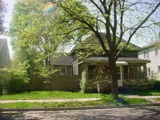 1018 S 7th St., La Crosse, WI 54601
