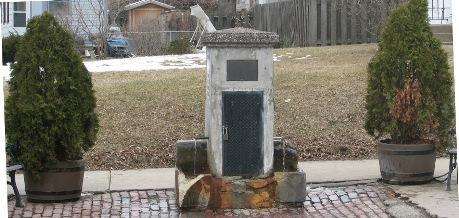 1704 E Pryor Ave, Milwaukee, WI 53207