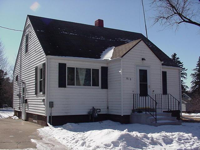 812 W Lieg, Shawano, WI 54166