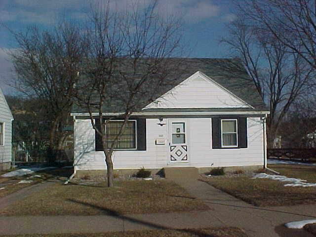 1927 S 23rd St., La Crosse, WI 54601