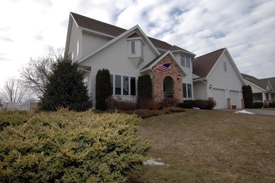 1107 Pine St, Onalaska, WI 54650