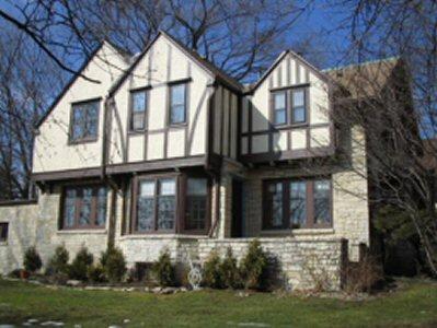 1421 N 69th St., Wauwatosa, WI 53213