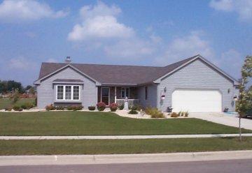 518 Baron Rd., Mukwonago, WI 53149