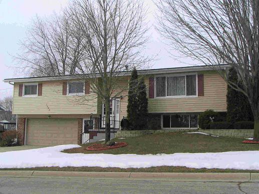 1062 Kiewert St., Watertown, WI 53098