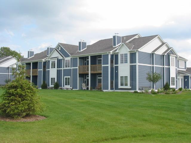 772 Bridlewood Dr. #5103, Hartford, WI 53027