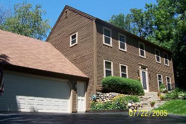 414 Everett Dr., Waukesha, WI 53188