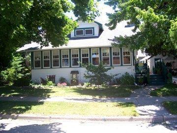 459 Wood St., Oconomowoc, WI 53066