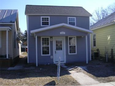 1223 S 4th St., La Crosse, WI 54601