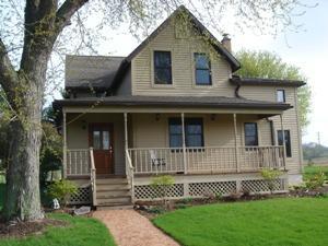 6470 Nabob Dr., West Bend, WI 53095