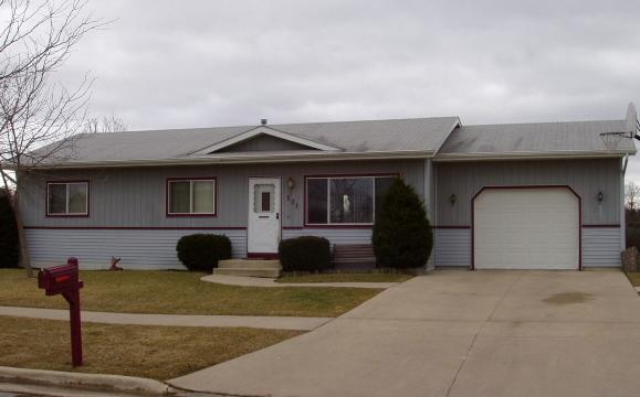 501 Westlawn, Elkhorn, WI 53121