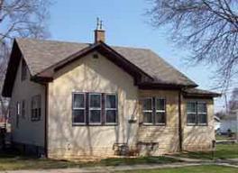 1211 S 13th St, La Crosse, WI 54601