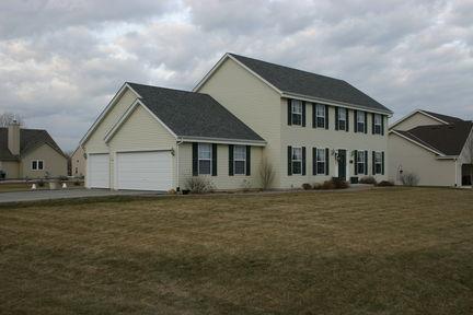 5810 Eagle Point Dr., Caledonia, WI 53406