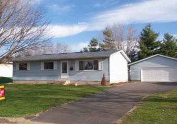 301 Ponderosa Dr., Holmen, WI 54636