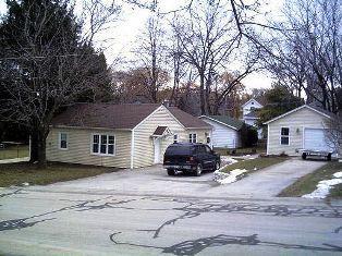 2843 School St., East Troy, WI 53120