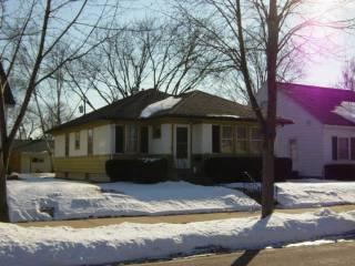2144 Ferry, La Crosse, WI 54601