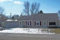 W271N2575 Pear Tree Ln., Pewaukee, WI 53072