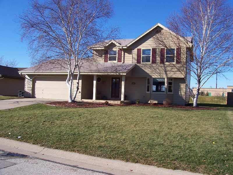4135 S Regal Manor, New Berlin, WI 53151