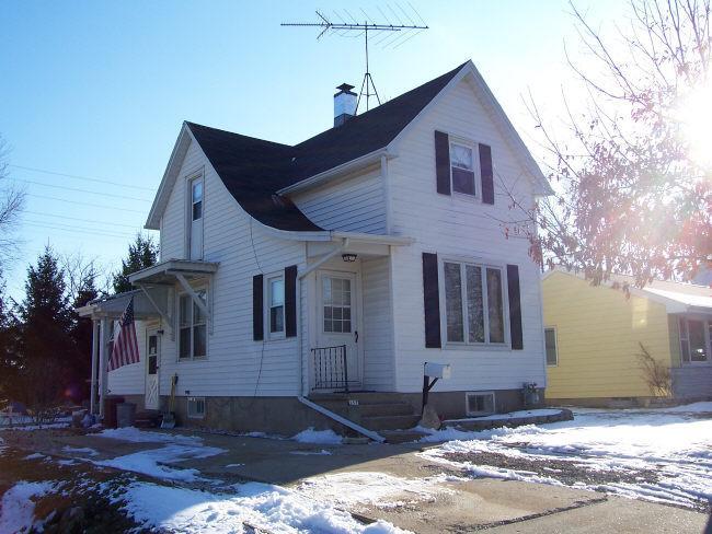 257 W Washington Ave., Hartford, WI 53027