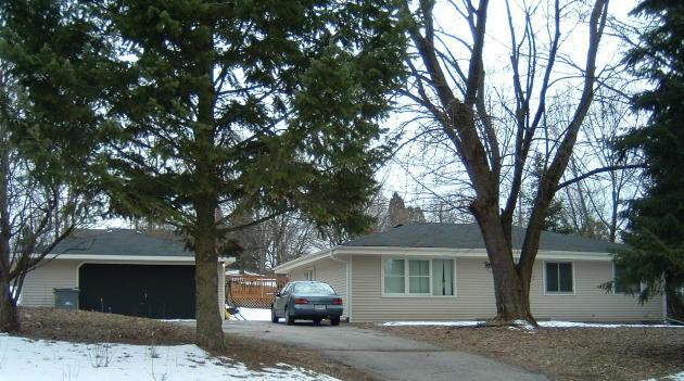 17321 W Observatory Rd., New Berlin, WI 53146