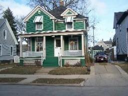 1535 Holmes Ave, Racine, WI 53405