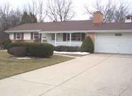 15865 Brookhill Dr., Brookfield, WI 53005