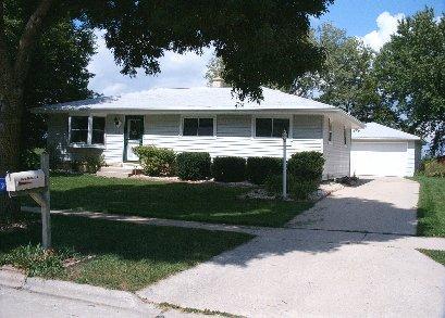 1420 Patricia Dr., West Bend, WI 53090