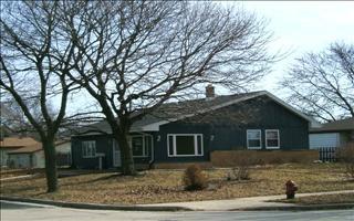 5600 S Honey Creek Dr., Milwaukee, WI 53221