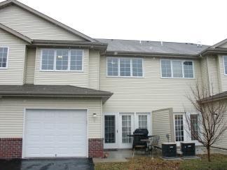 2422 Fox River #C, Waukesha, WI 53189