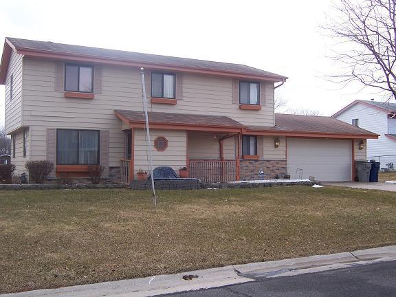 9715 W Juniper Ct., Milwaukee, WI 53224