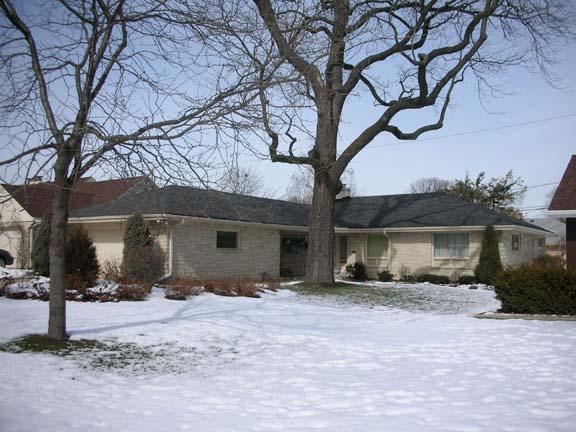 7212 W Wisconsin, Wauwatosa, WI 53213