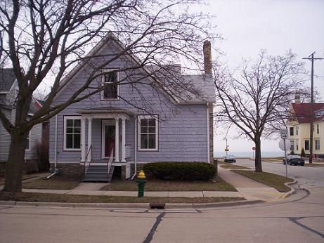 1445 Wisconsin Ave, Racine, WI 53403