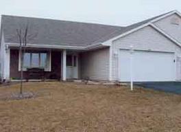 2347 W Jonathan Dr, Oak Creek, WI 53154
