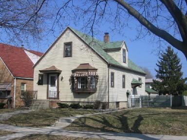 [Address Hidden by Seller], Milwaukee, WI 53221