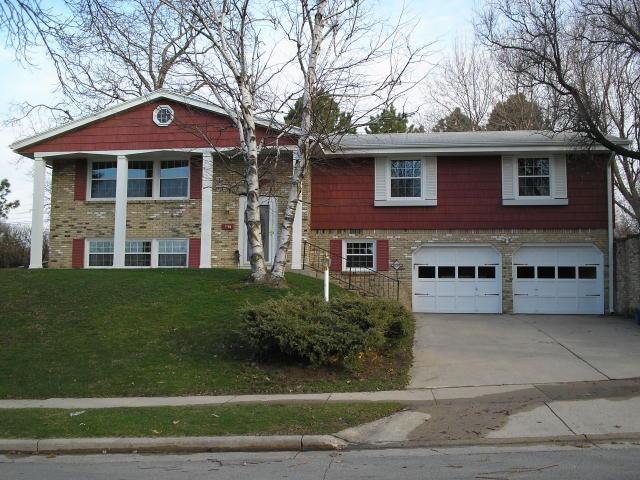 1160 Downing Dr, Waukesha, WI 53186