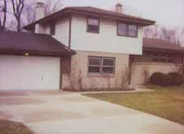 6910 W Plainfield Ave., Greenfield, WI 53220
