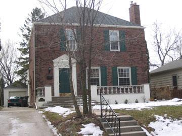 1413 E Pinedale Ct., Shorewood, WI 53211