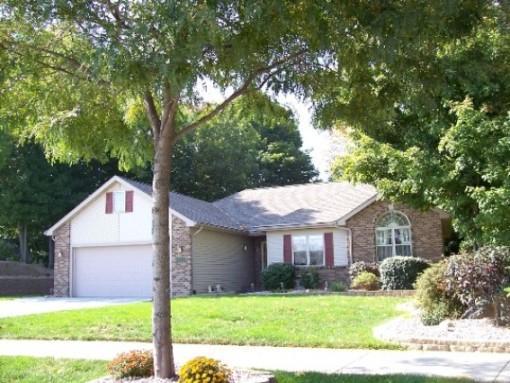 513 Saras Ct., Slinger, WI 53086