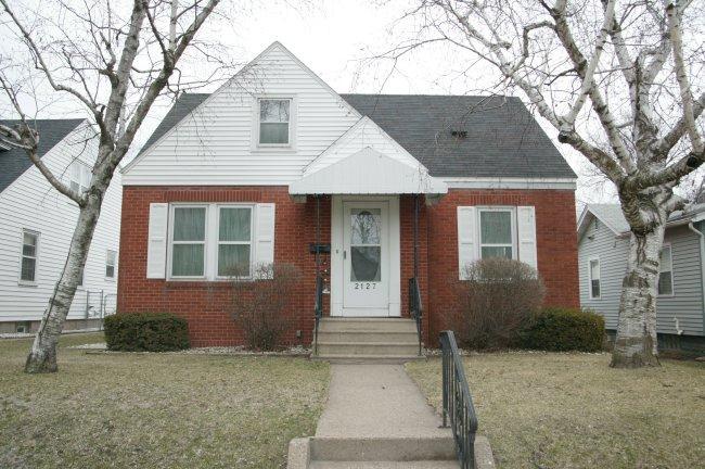 2127 Mississippi St., La Crosse, WI 54601