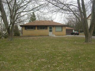 4492 S 114th St., Greenfield, WI 53228