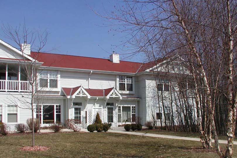 6170 S Creekside Dr. #14, Cudahy, WI 53110