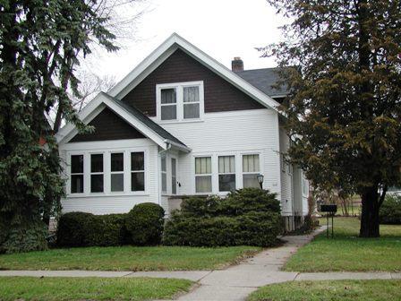 210 Willow Ln., West Bend, WI 53095