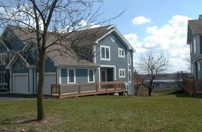 1101 Lakeland Ln. #9-04, Geneva, WI 53147